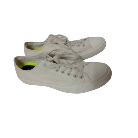 Converse Chuck Taylor All Star Low Top Shoes - Picture 2 of 9